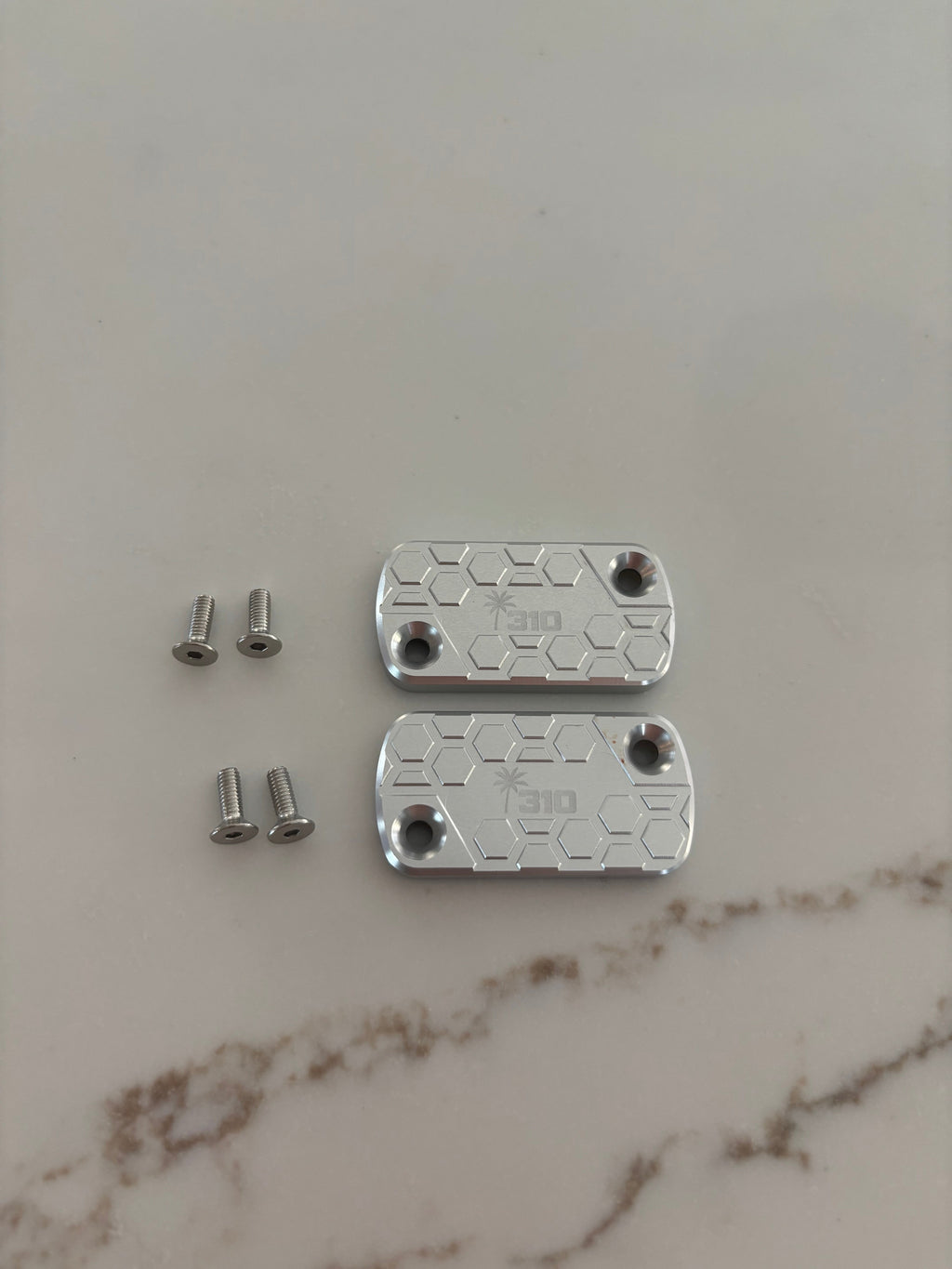 Ultra Bee brake reservoir cap (Ships by Friday)