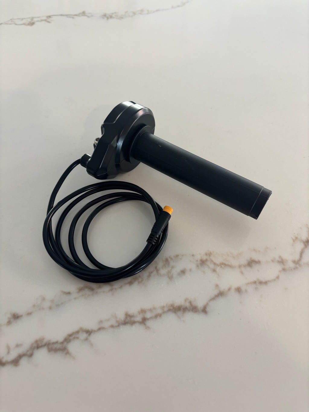 "Surron" style throttle for MacFox and Freego